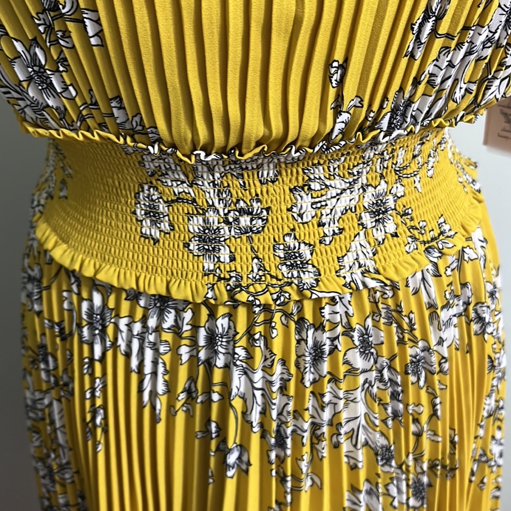 Nanette Lepore dress - Picture 4 of 9